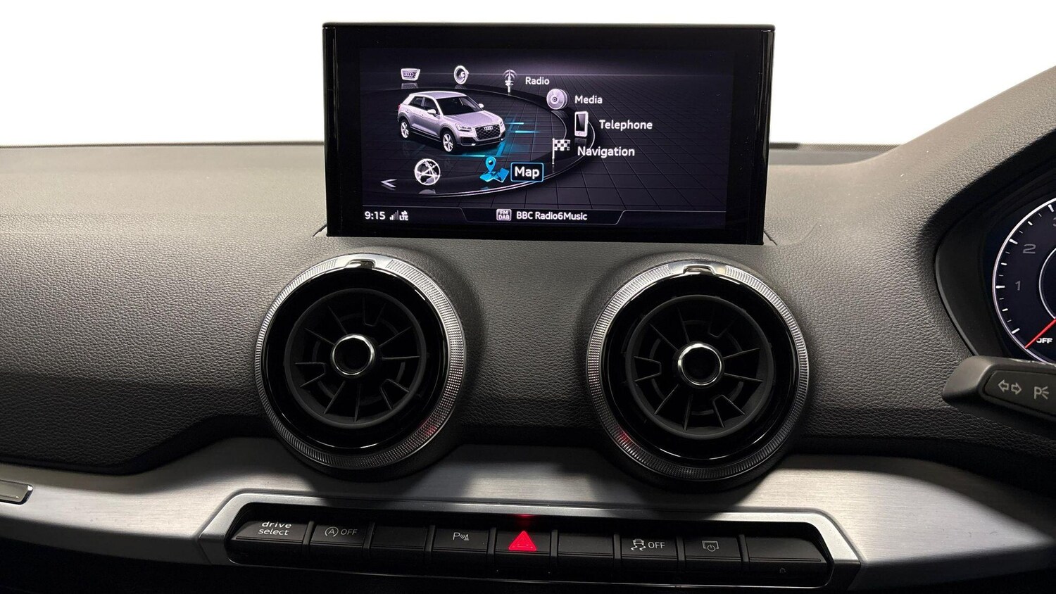 Used Audi Q2 for sale - 77793333: Photo 11