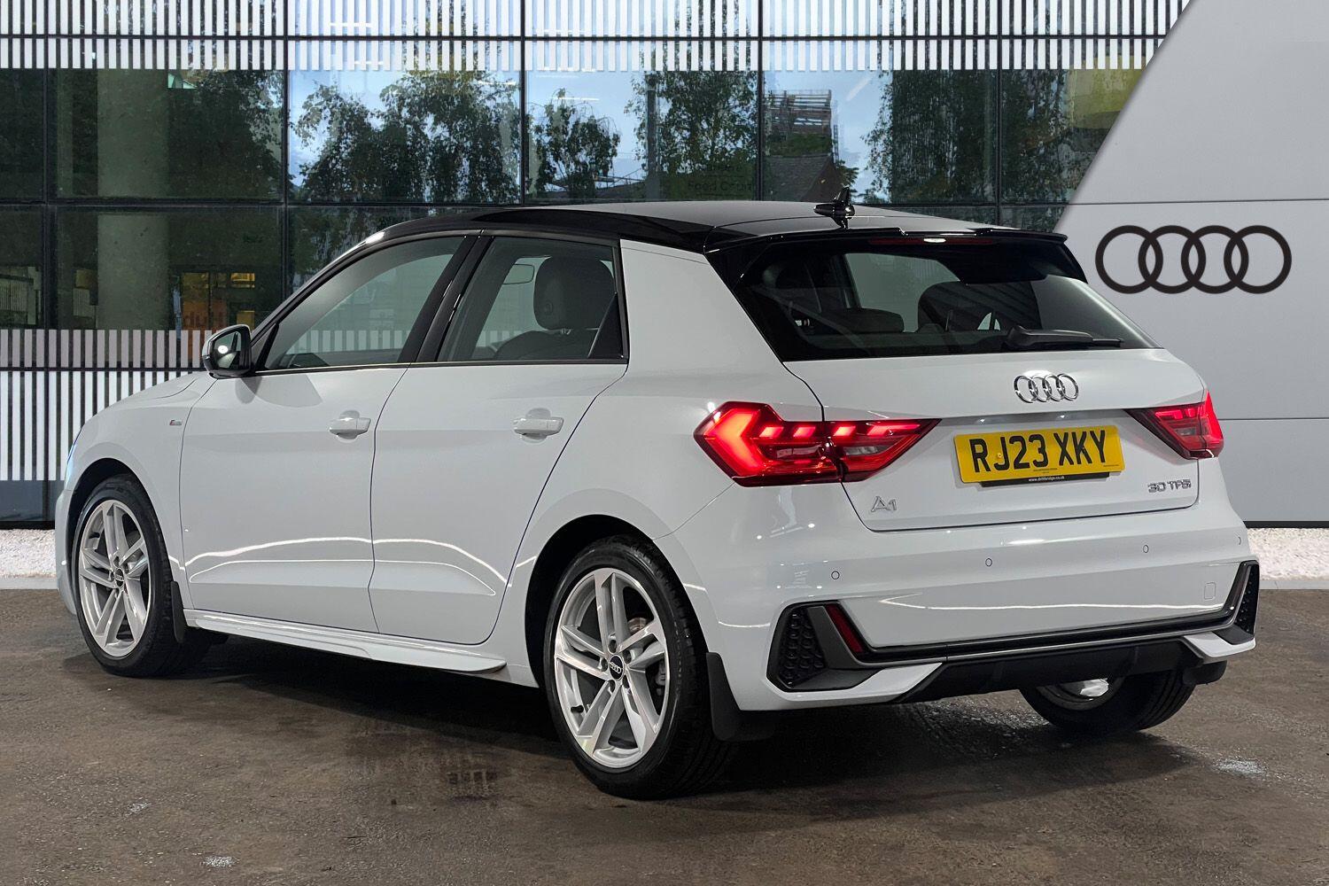 Used Audi A1 for sale - 77753044: Photo 2