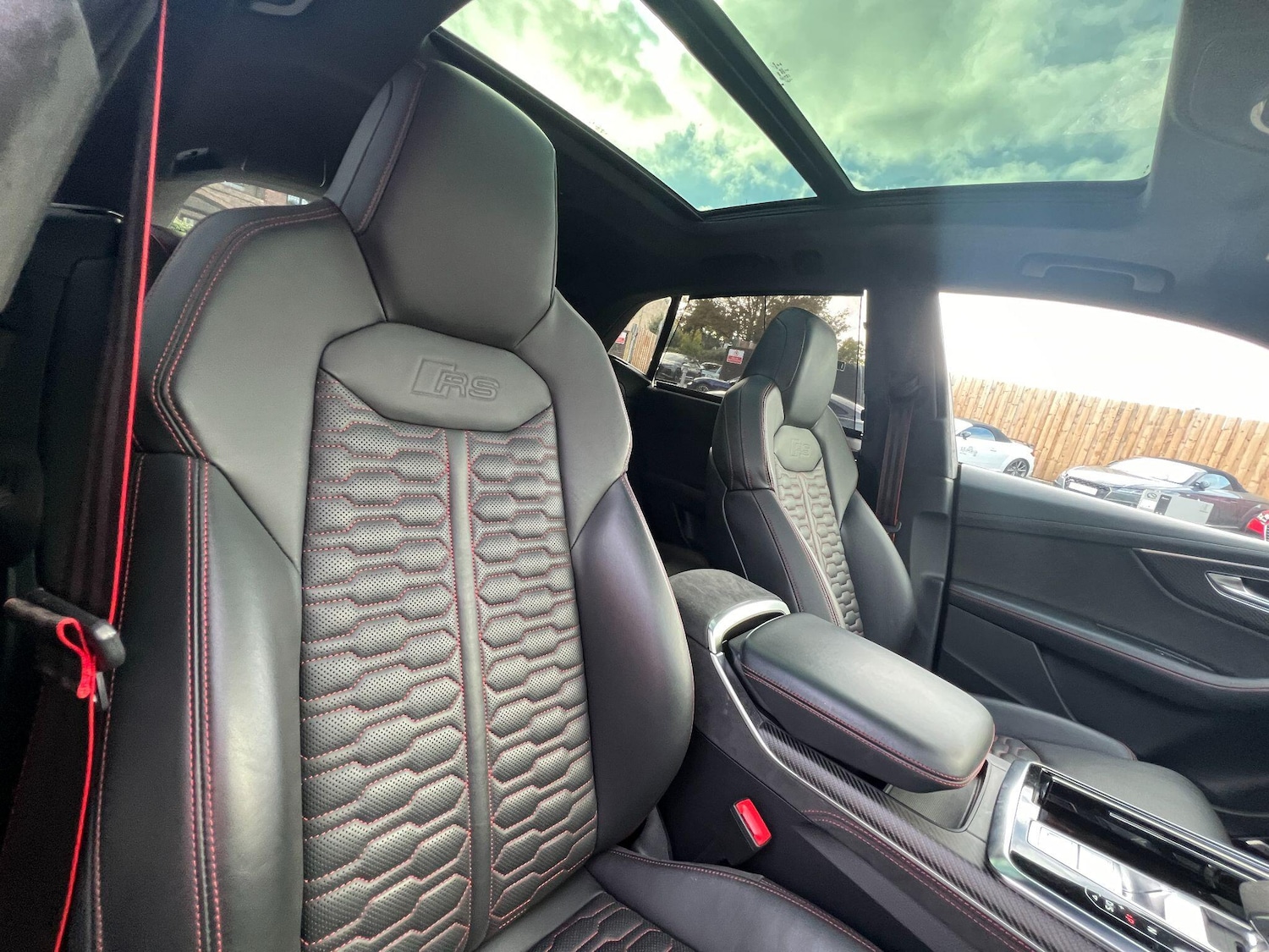 Used Audi RS Q8 2022 for sale - 76137559: Photo 12