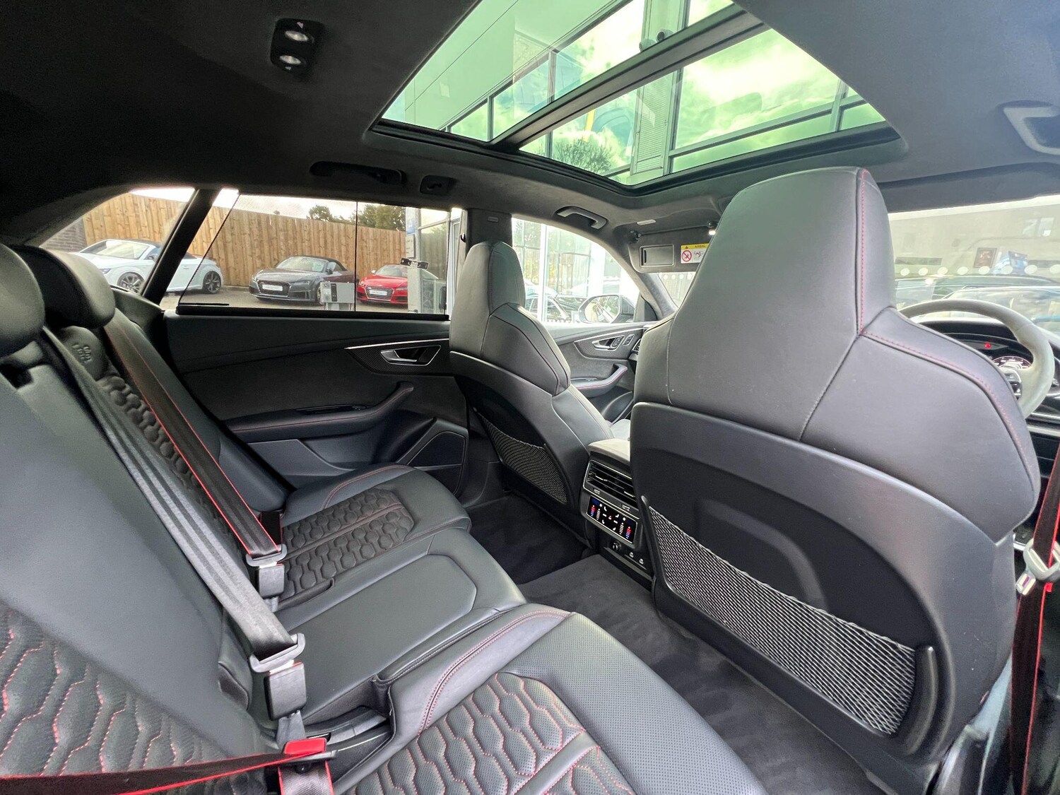 Used Audi RS Q8 2022 for sale - 76137559: Photo 17