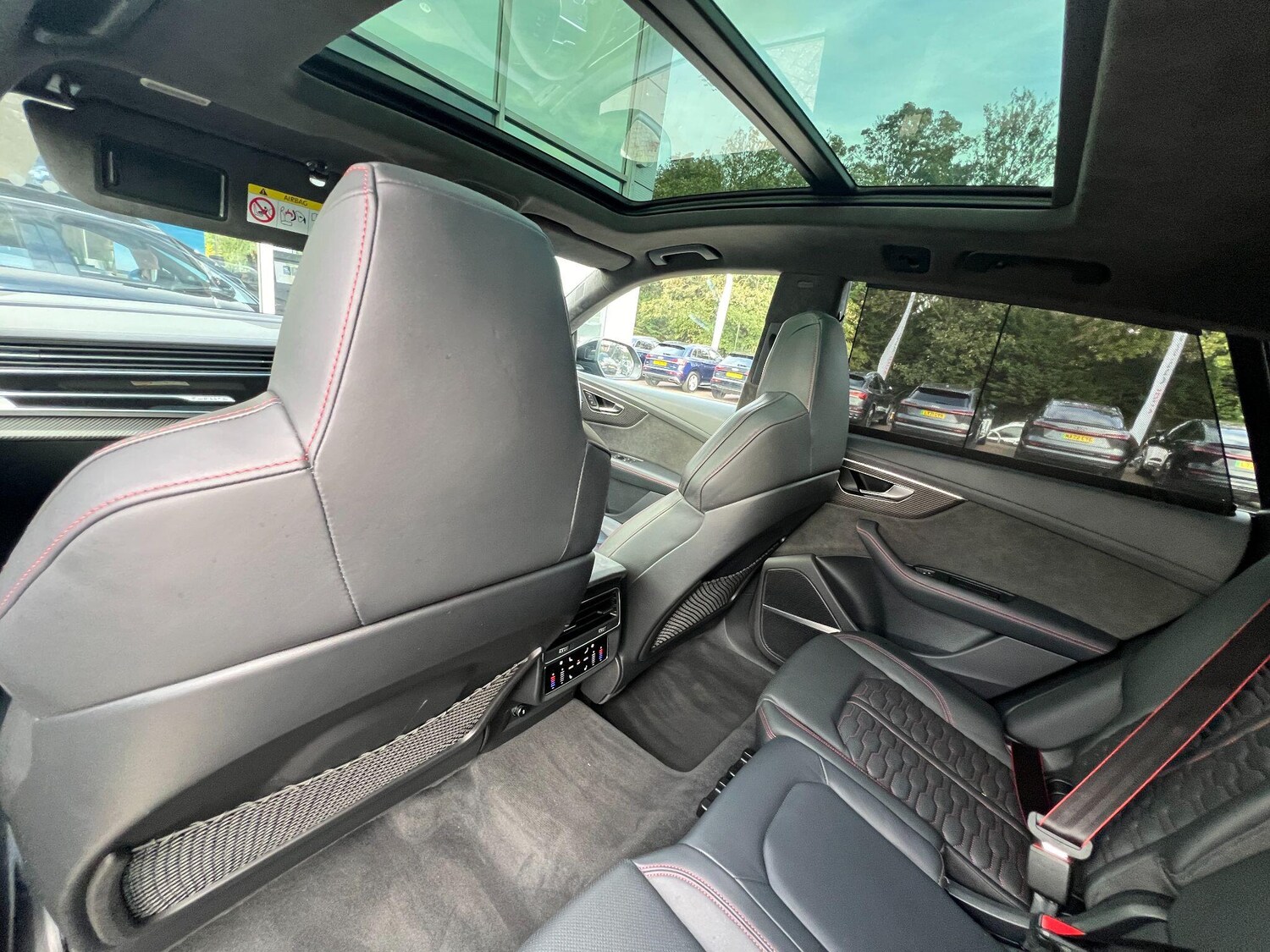 Used Audi RS Q8 2022 for sale - 76137559: Photo 18