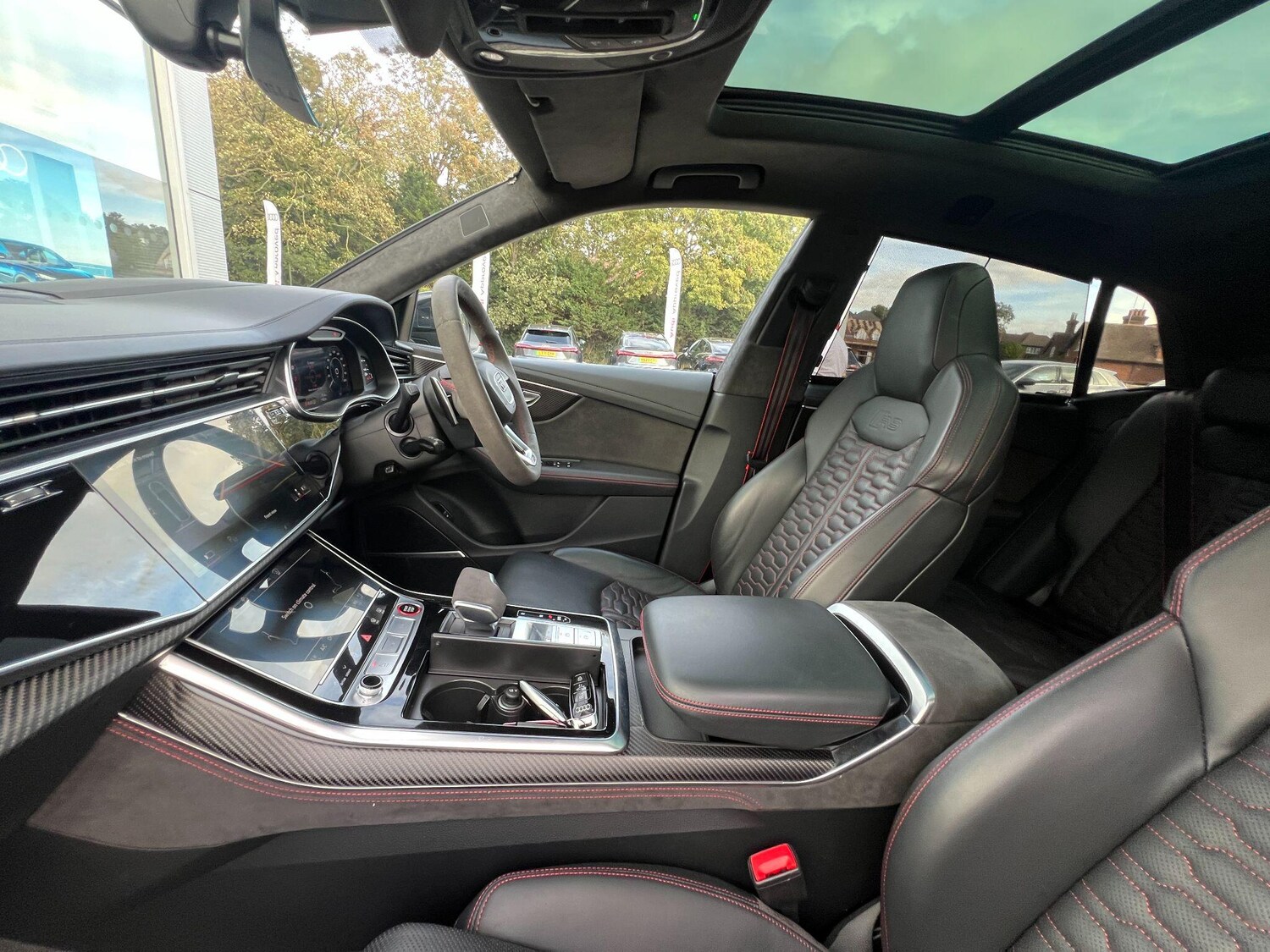 Used Audi RS Q8 2022 for sale - 76137559: Photo 22