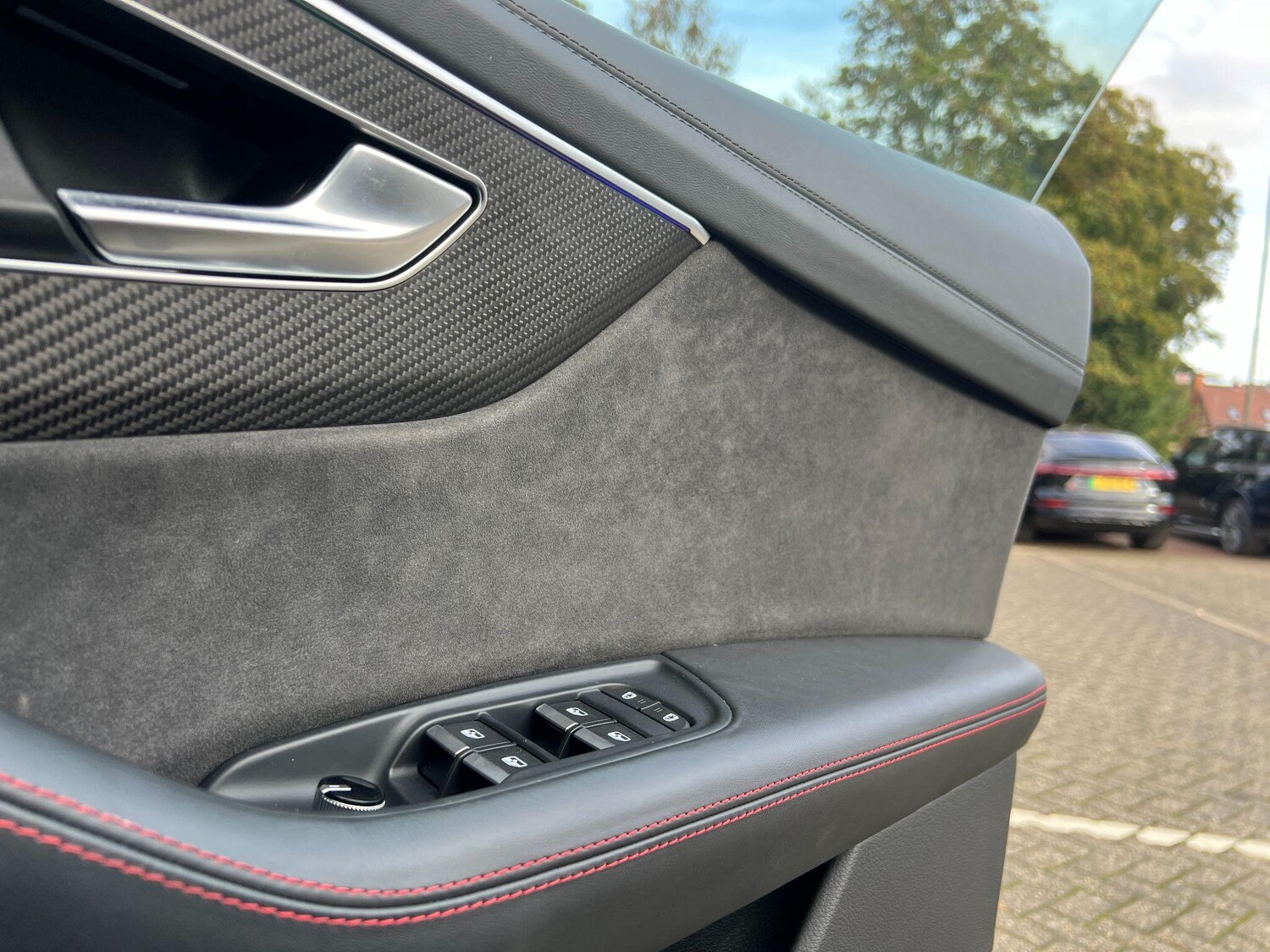 Used Audi RS Q8 2022 for sale - 76137559: Photo 28