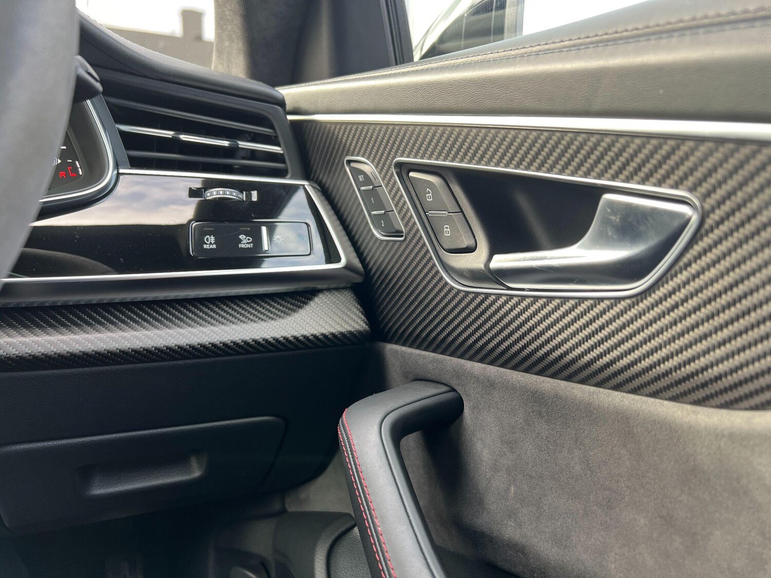 Used Audi RS Q8 2022 for sale - 76137559: Photo 32