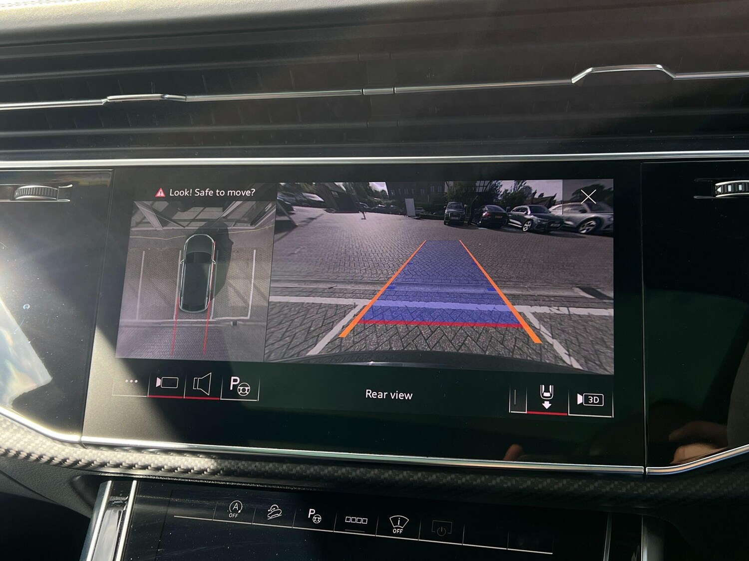 Used Audi RS Q8 2022 for sale - 76137559: Photo 42