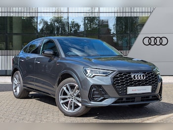 Used Audi Q3 2023 for sale - 79034087: Photo