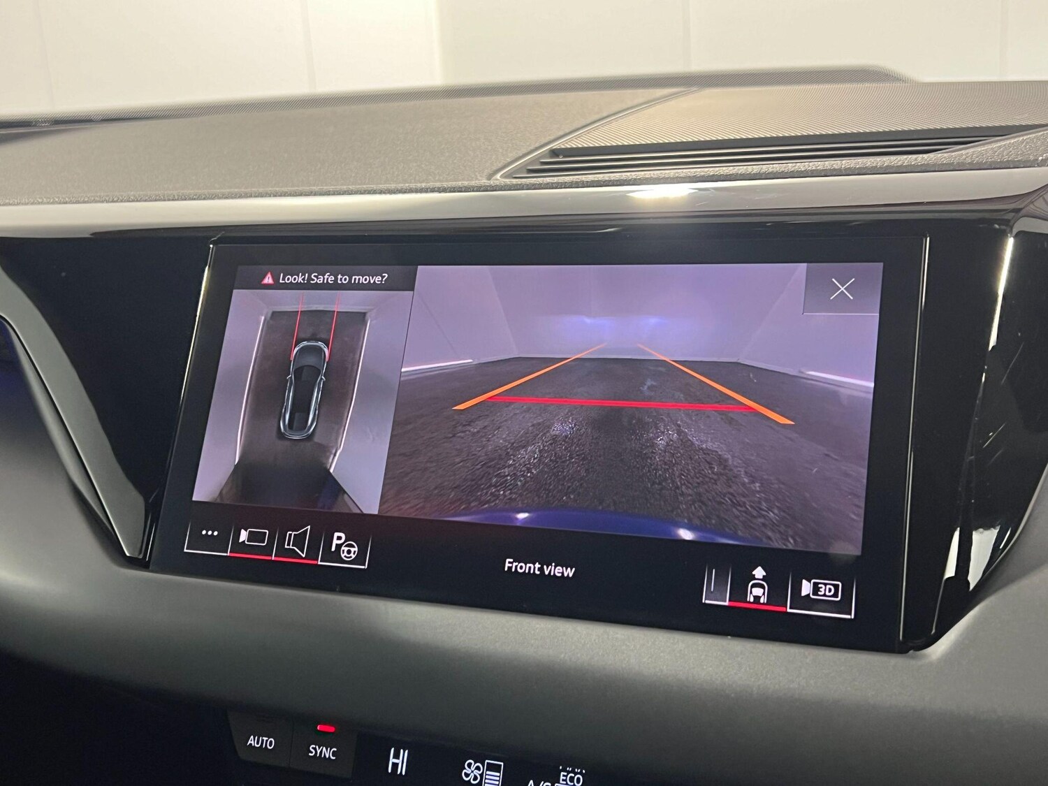 Used Audi e-tron GT 2023 for sale - 77238559: Photo 38