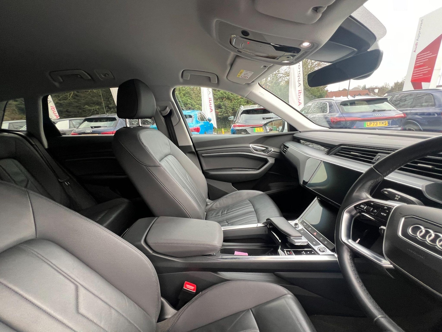 Used Audi e-tron 2021 for sale - 77425642: Photo 11
