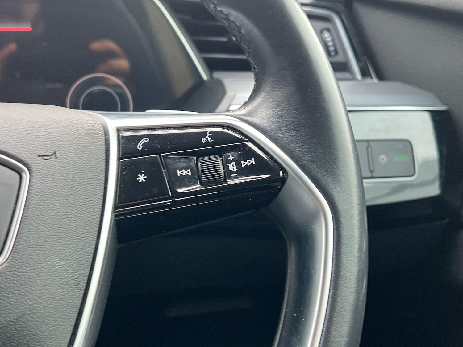 Used Audi e-tron 2021 for sale - 77425642: Photo 27