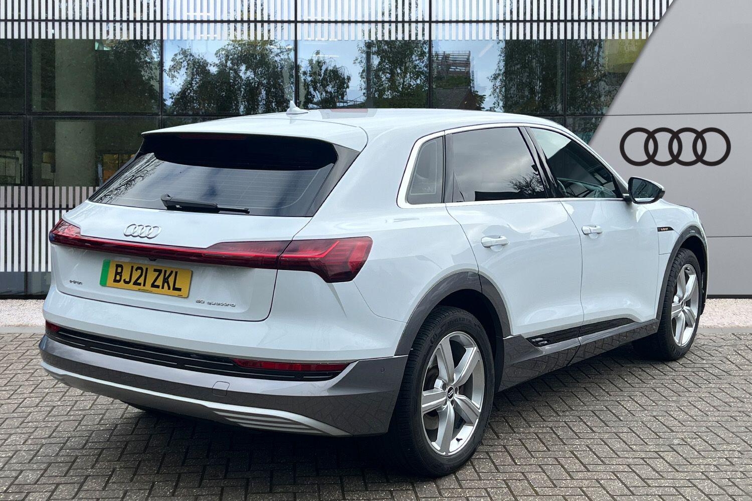 Used Audi e-tron 2021 for sale - 77425642: Photo 3