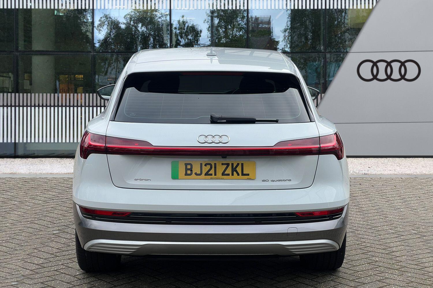 Used Audi e-tron 2021 for sale - 77425642: Photo 8