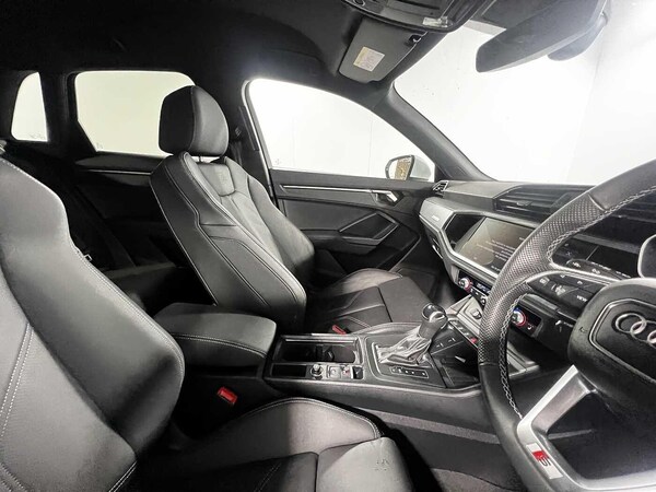 Used Audi Q3 2024 for sale - 75657595: Photo 12