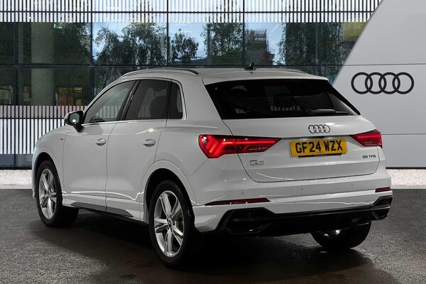 Used Audi Q3 2024 for sale - 75657595: Photo 4
