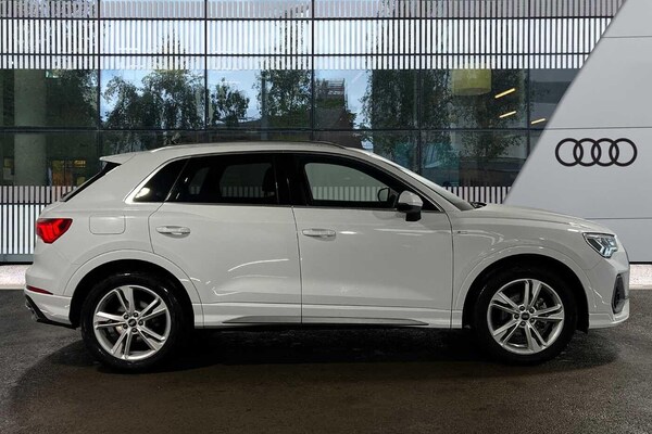 Used Audi Q3 2024 for sale - 75657595: Photo 5