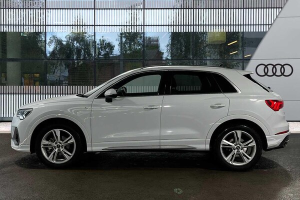 Used Audi Q3 2024 for sale - 75657595: Photo 6