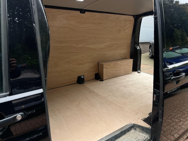Used Volkswagen Transporter 2021 for sale - 76270124: Photo 11