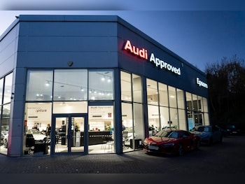 Used Audi Q2 2024 for sale - 77016982: Photo