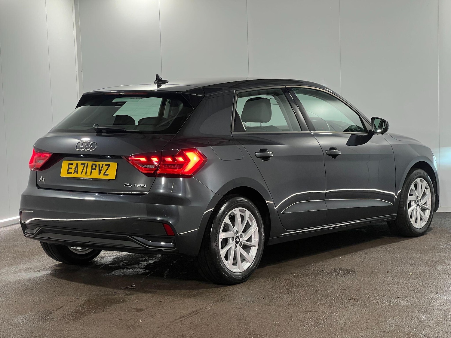 Used Audi A1 for sale - 77510219: Photo 4