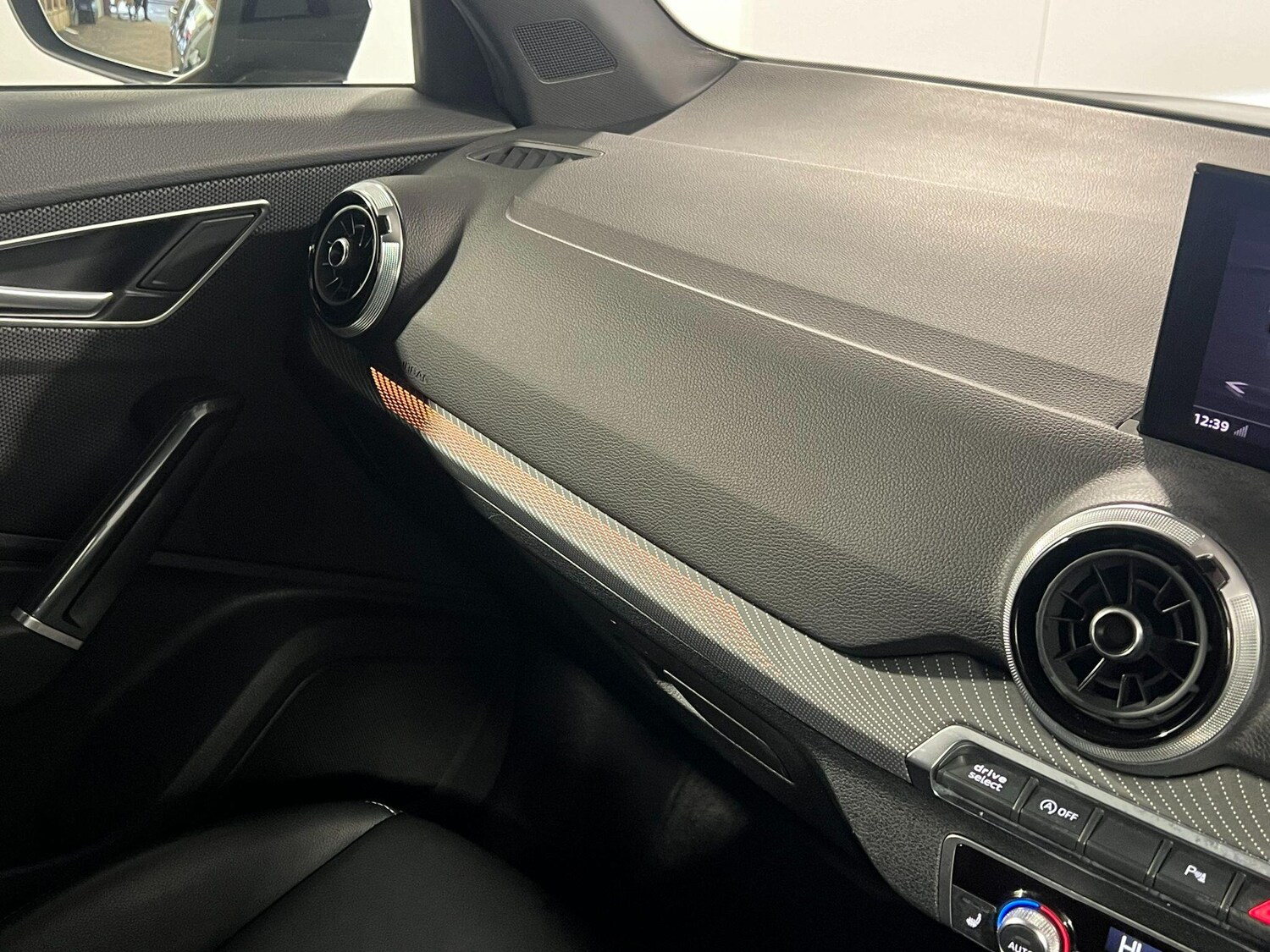 Used Audi Q2 for sale - 77892170: Photo 13