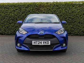 Used Toyota Yaris 2024 for sale - 79268769: Photo