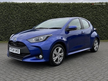 Used Toyota Yaris 2024 for sale - 79268769: Photo