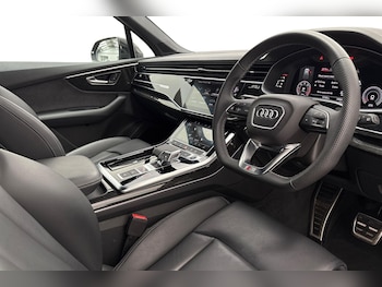 Used Audi Q7 2025 for sale - 79520680: Photo