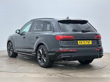 Used Audi Q7 2025 for sale - 79520680: Photo