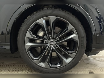 Used Audi Q7 2025 for sale - 79520680: Photo