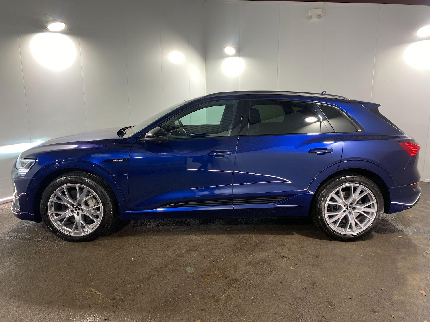 Used Audi e-tron 2021 for sale - 76522498: Photo 8