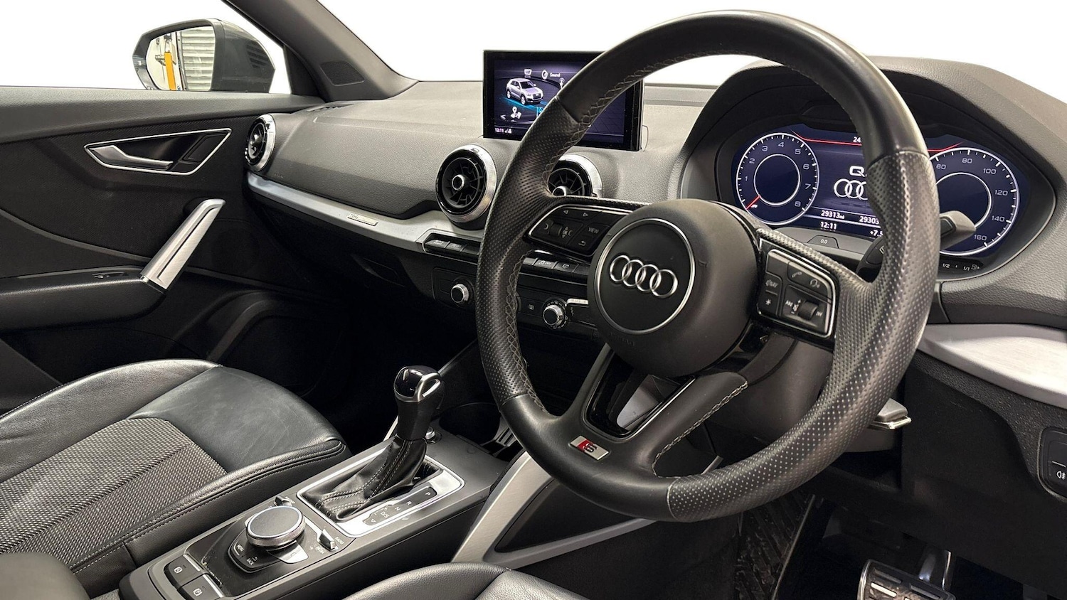 Used Audi Q2 for sale - 77793537: Photo 2