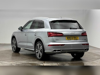Used Audi Q5 2020 for sale - 79395980: Photo