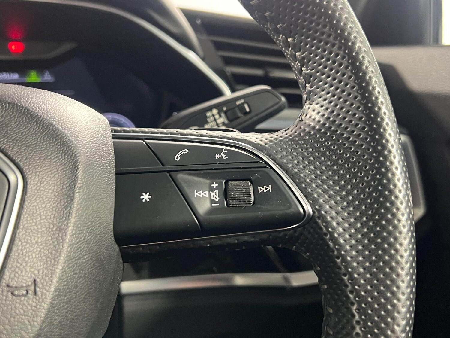 Used Audi Q3 2019 for sale - 77440779: Photo 25