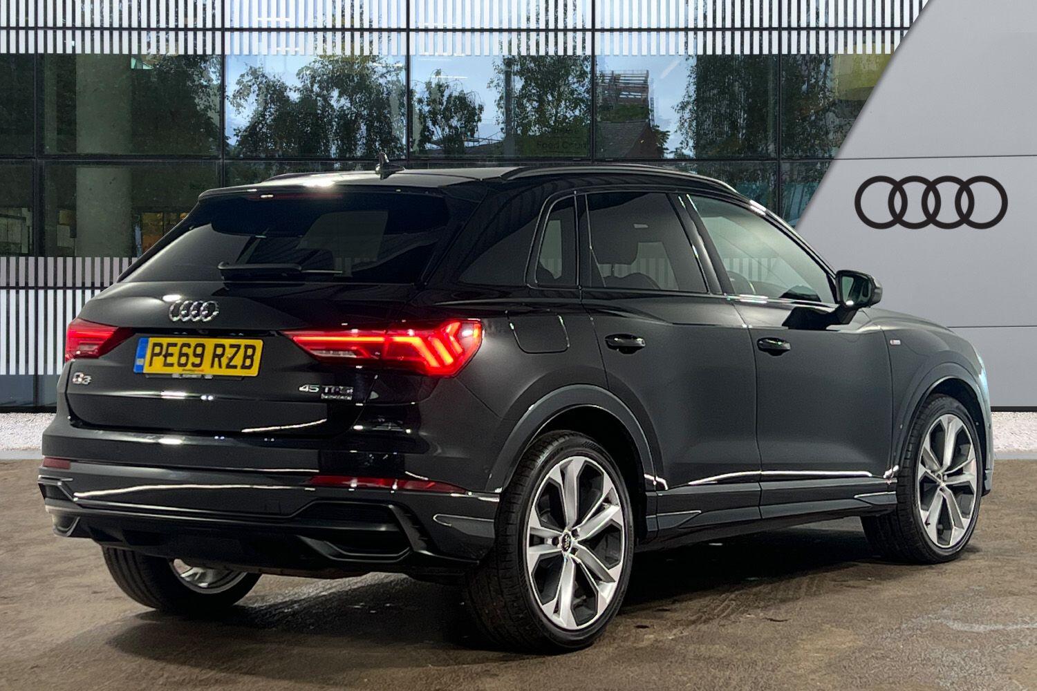 Used Audi Q3 2019 for sale - 77440779: Photo 3