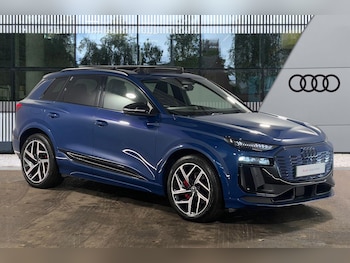 2024 (24) - Q6 SUV Launch Edition e-tron quattro 285,00 kW 5-Door