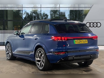 Used Audi Q6 e-tron 2024 for sale - 76425022: Photo