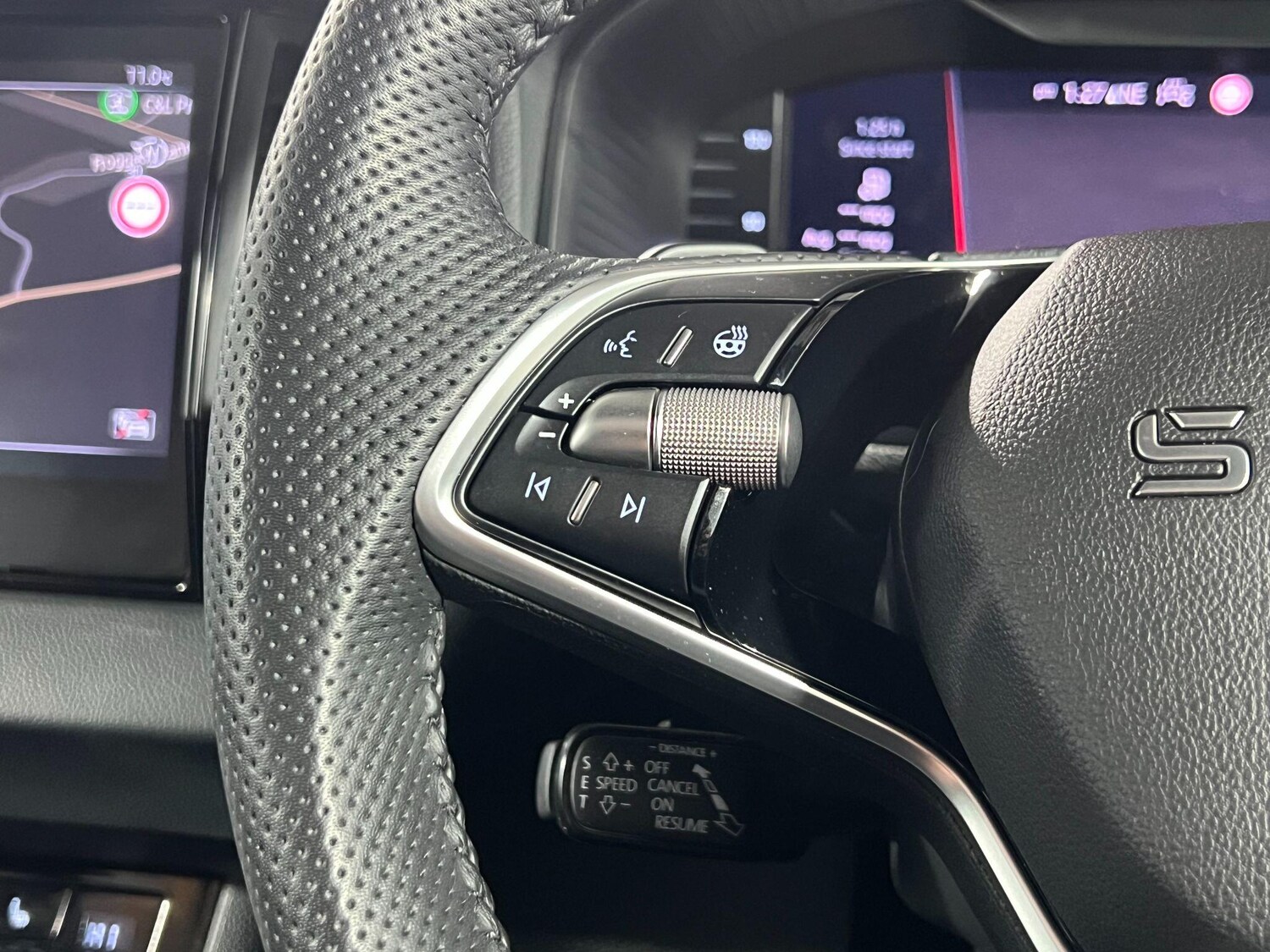 Used Skoda Karoq 2025 for sale - 76976802: Photo 24