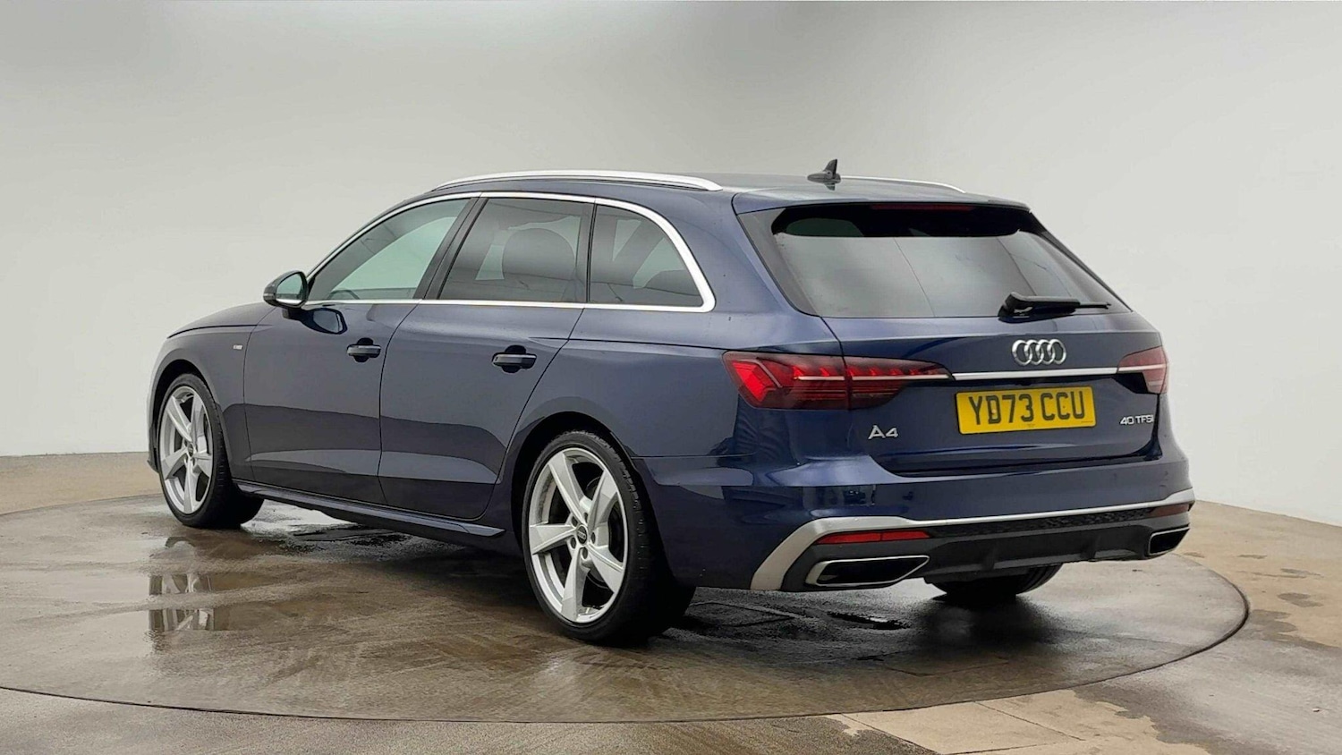 Used Audi A4 2023 for sale - 77454986: Photo 2