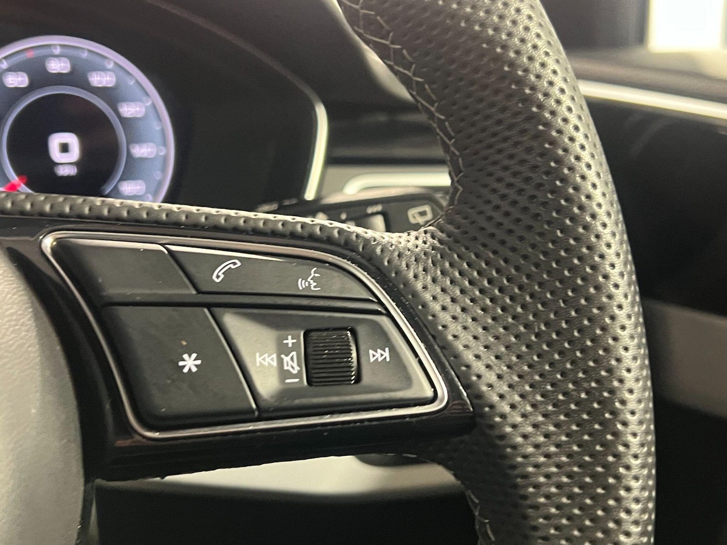 Used Audi A4 2023 for sale - 77454986: Photo 61