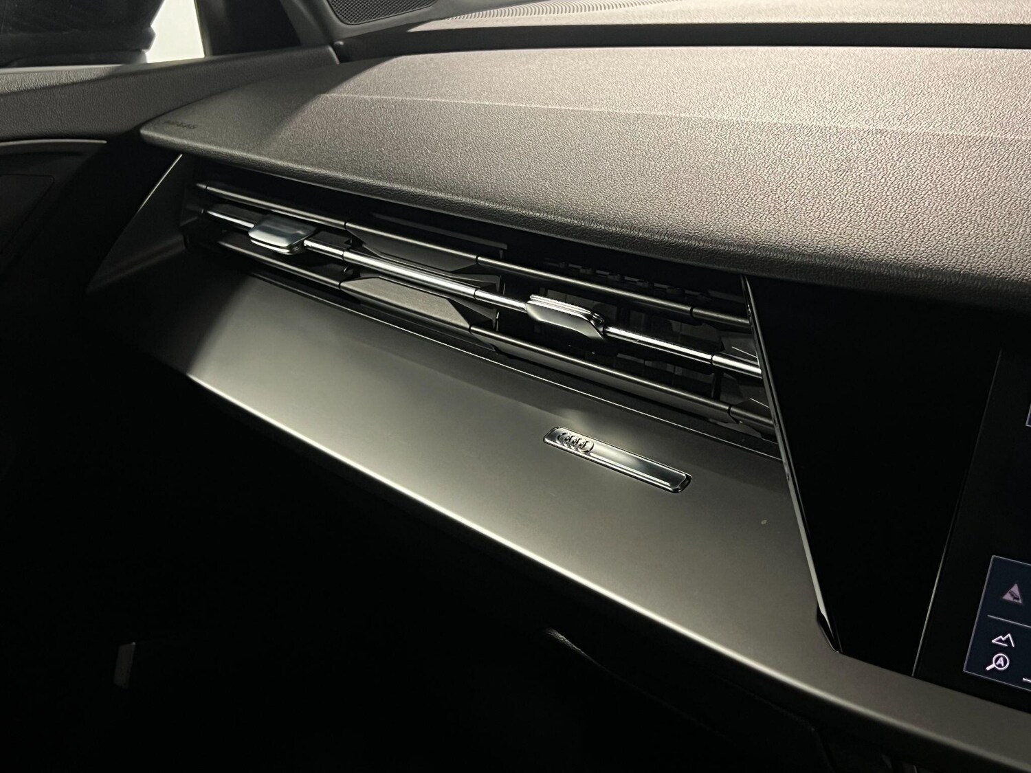 Used Audi A3 for sale - 77940492: Photo 68