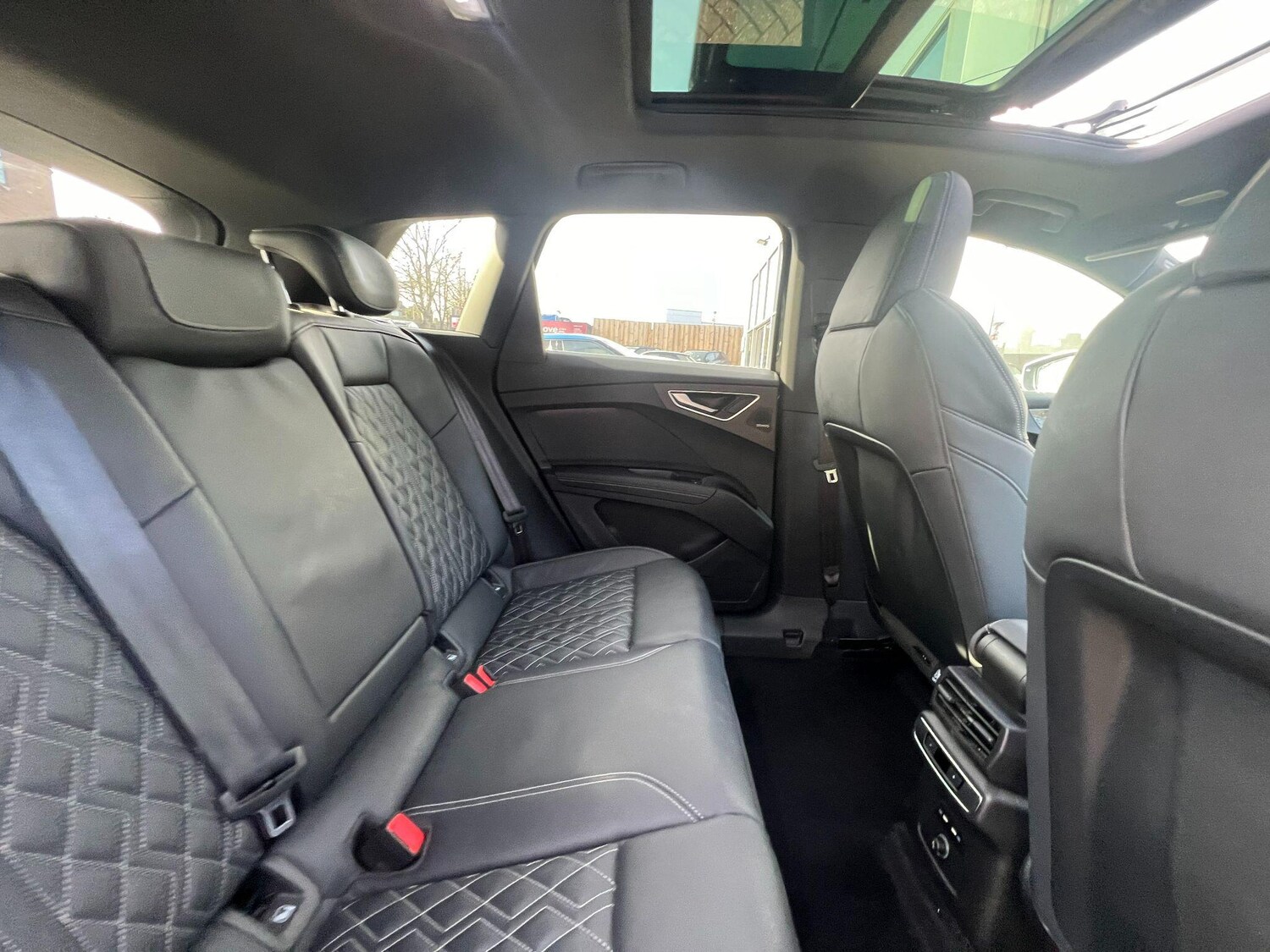 Used Audi Q4 e-tron 2021 for sale - 77549991: Photo 45