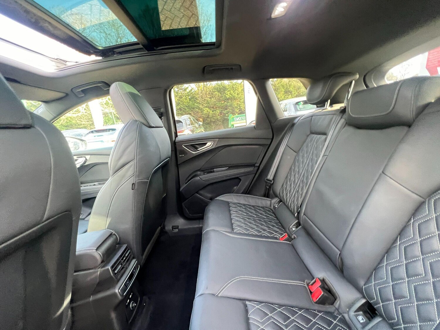 Used Audi Q4 e-tron 2021 for sale - 77549991: Photo 49