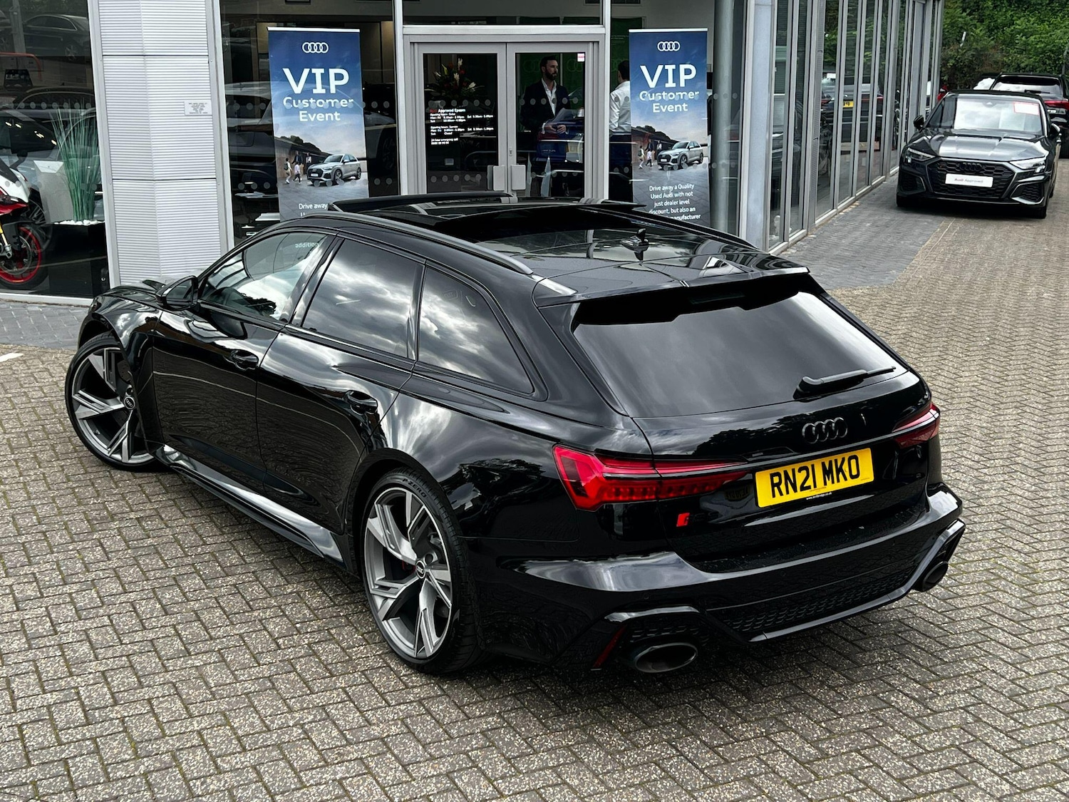 Used Audi RS6 2021 for sale - 77550639: Photo 2