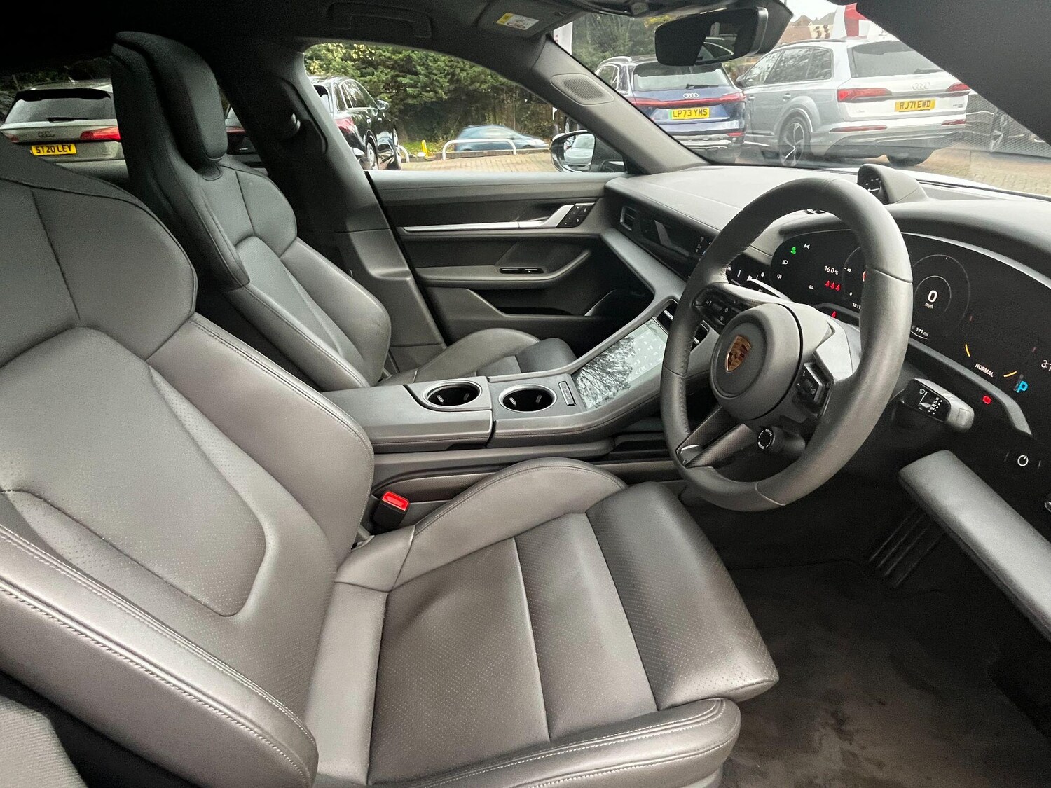 Used Porsche Taycan for sale - 76485422: Photo 14