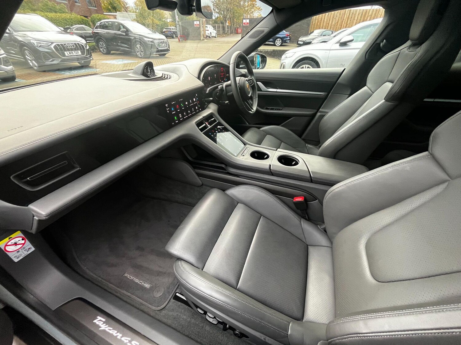 Used Porsche Taycan for sale - 76485422: Photo 38