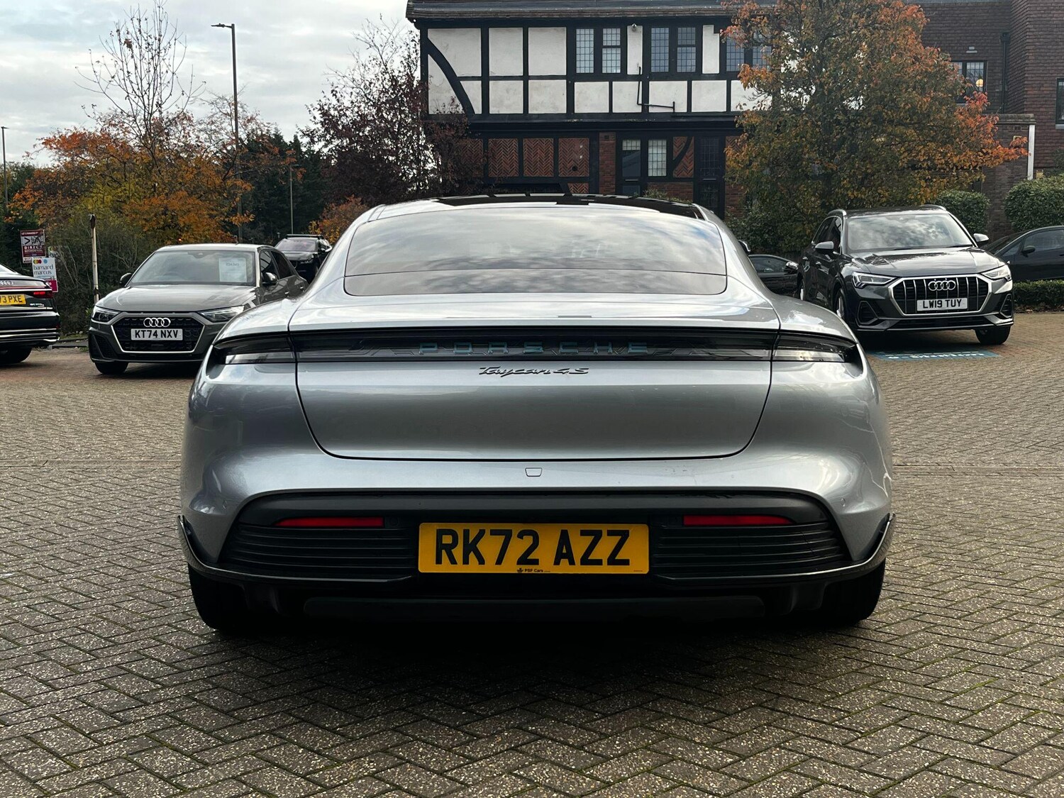 Used Porsche Taycan for sale - 76485422: Photo 7