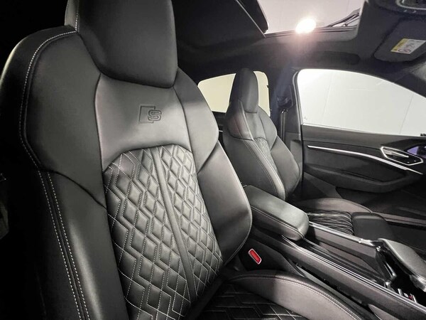 Used Audi e-tron 2022 for sale - 75600617: Photo 16