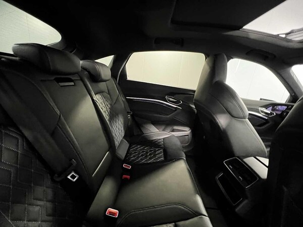 Used Audi e-tron 2022 for sale - 75600617: Photo 18