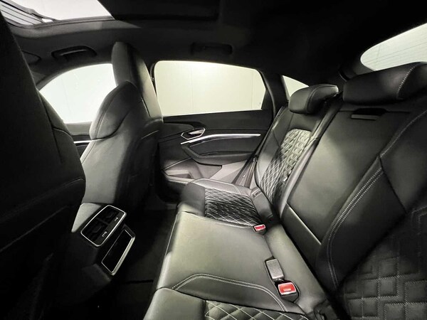 Used Audi e-tron 2022 for sale - 75600617: Photo 21