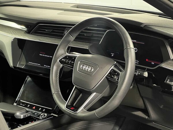 Used Audi e-tron 2022 for sale - 75600617: Photo 25
