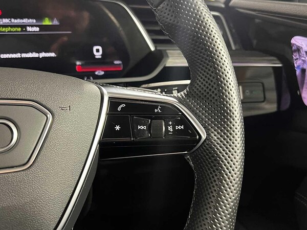 Used Audi e-tron 2022 for sale - 75600617: Photo 38